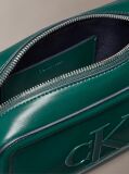 Verde Geanta Tip Camera Cu Logo Monograma In Relief  Femei