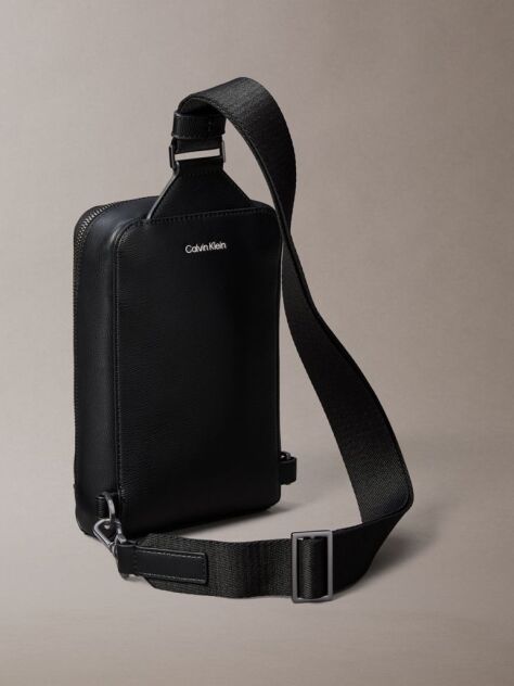 Negru Geanta Crossbody Saffiano Cu Logo Emblema  Barbati