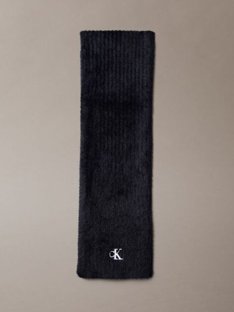 Negru Fular Pufos Din Tricot Reiat Cu Monograma Brodata  Femei