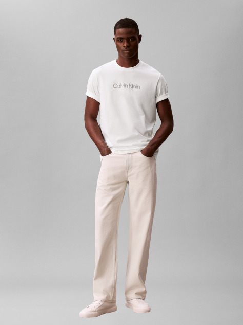 Alb Tricou Cu Guler Rotund Si Logo Estompat  Barbati