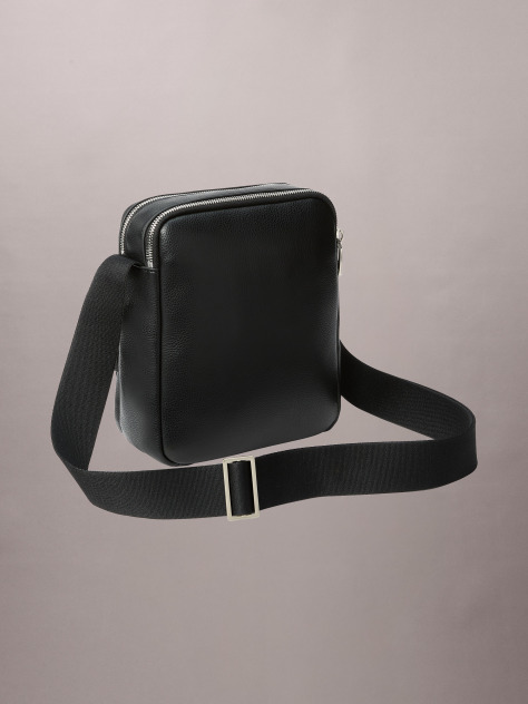 Negru Geanta Reporter Crossbody Cu Logo Texturat  Barbati