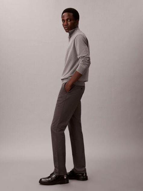 Gri Pantaloni Chino Slim Din Satin  Barbati