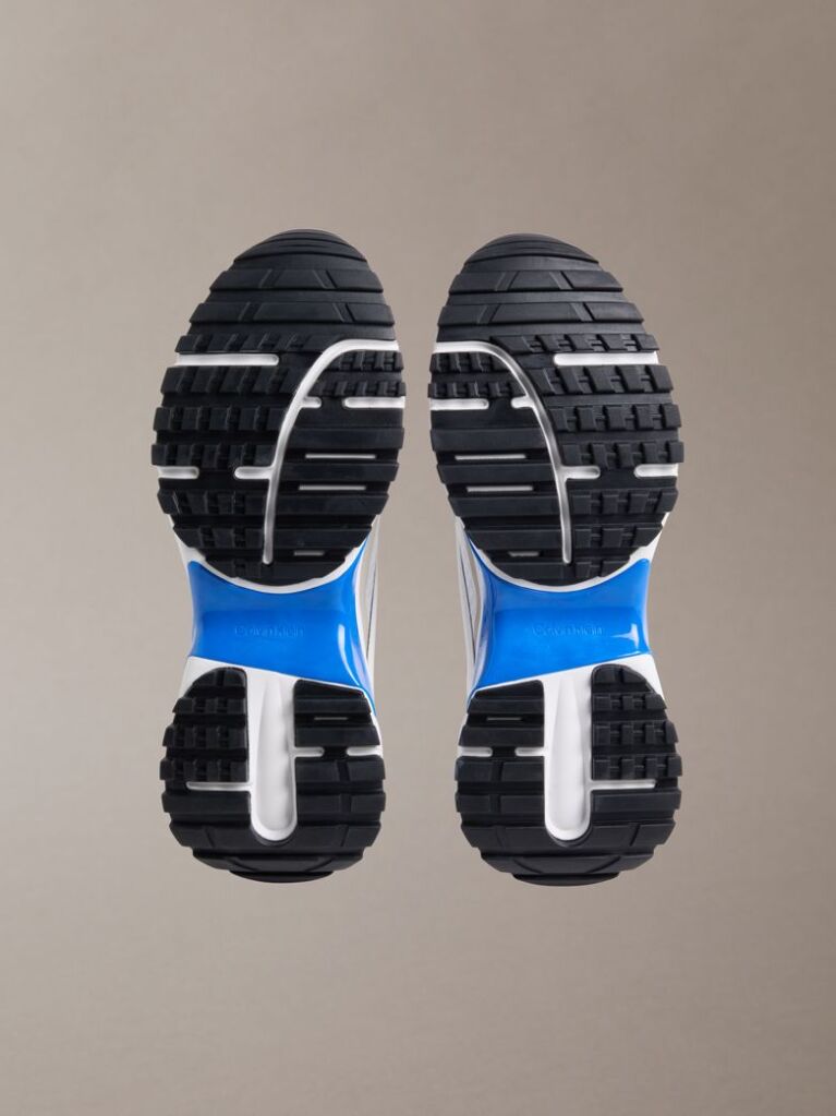 Alb Trailblazer – Adidasi De Alergare Din Material Mesh Mix  Barbati