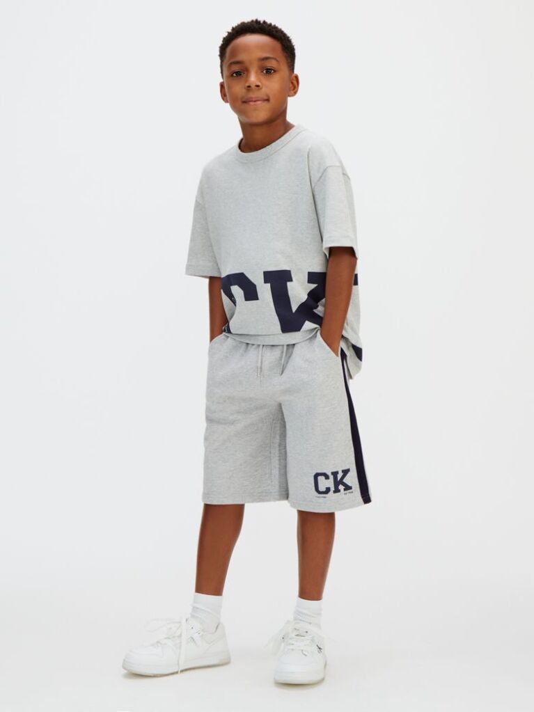 Gri Pantaloni Scurti Relaxati Cu Logo Varsity  Baieti