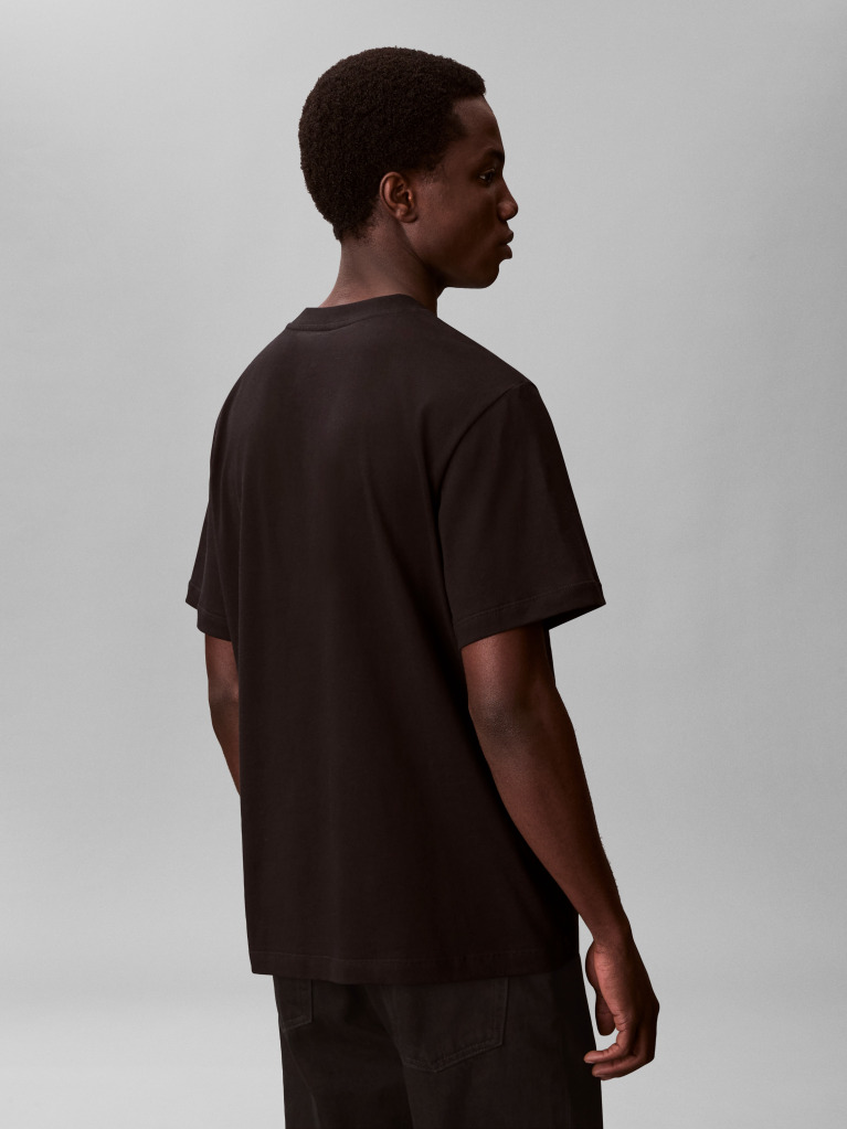 Negru Tricou Cu Guler Rotund Si Logo Estompat  Barbati