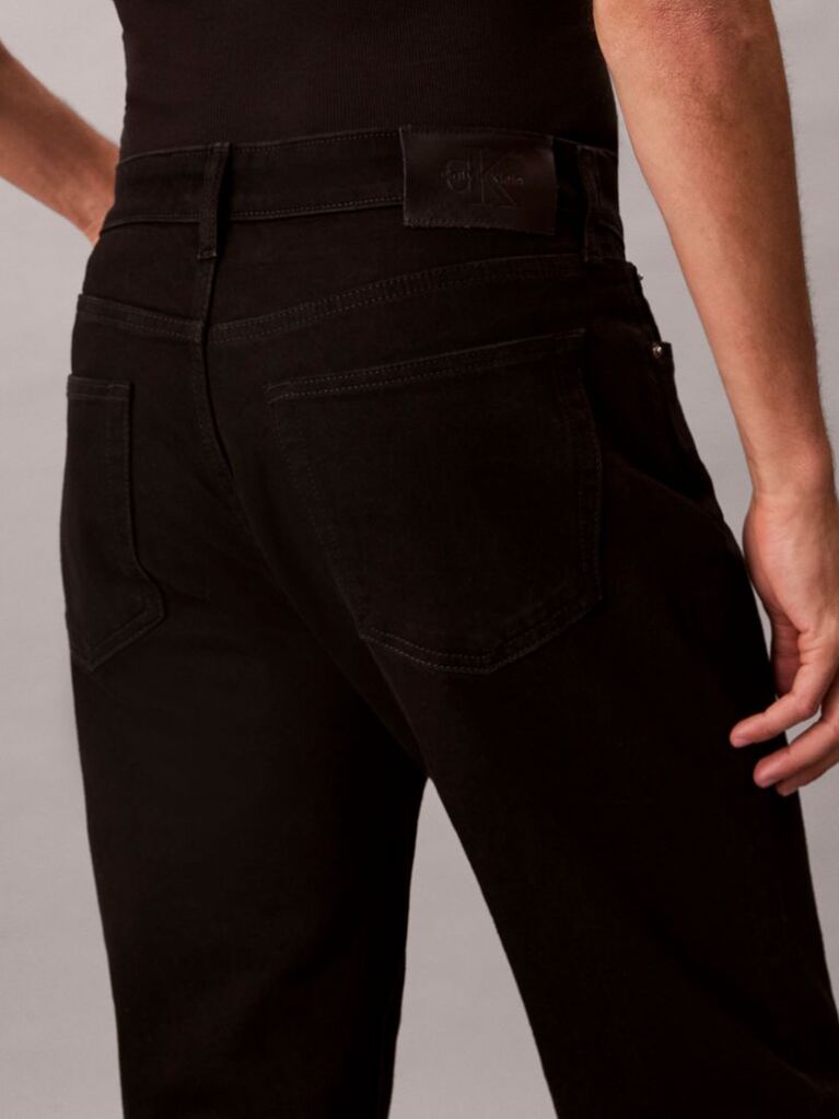 Negru Blugi Negri Cu Croiala Slim Si Picior Tapered  Barbati