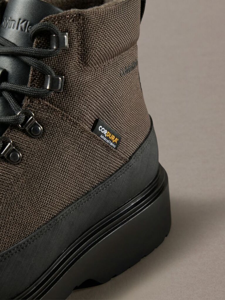 Black Water-Repellent Lug Hiking Boots  Men