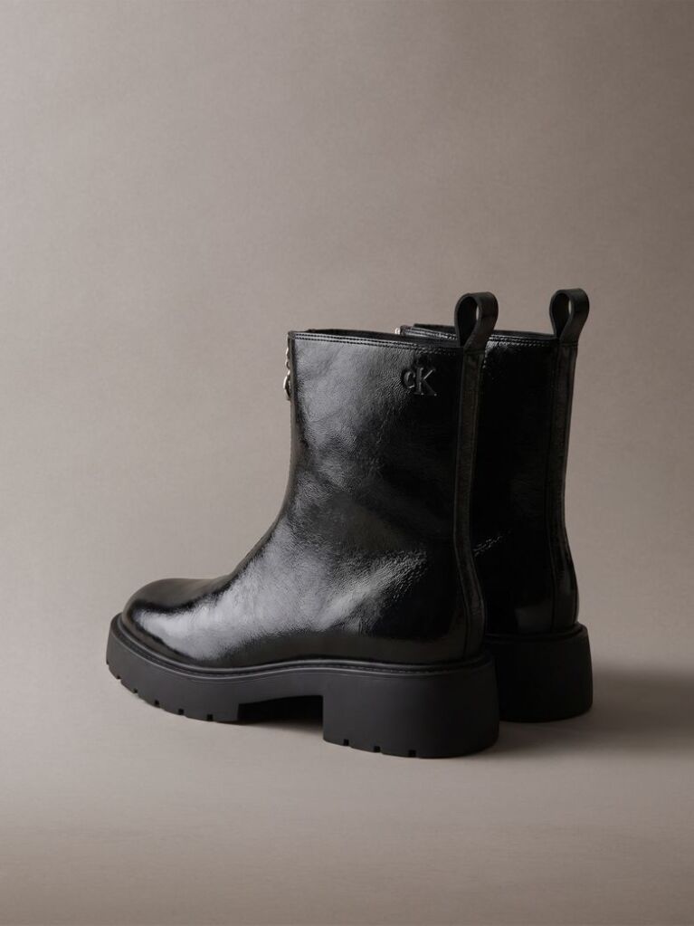 Negru CK Bold – Ghete Cu Fermoar Din Piele LucioasaCK Bold – Botine Cu Fermoar Din Piele Lucioasa  Femei