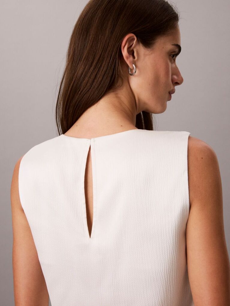 Alb Top Din Satin Texturat Cu Detaliu Rasucit  Femei