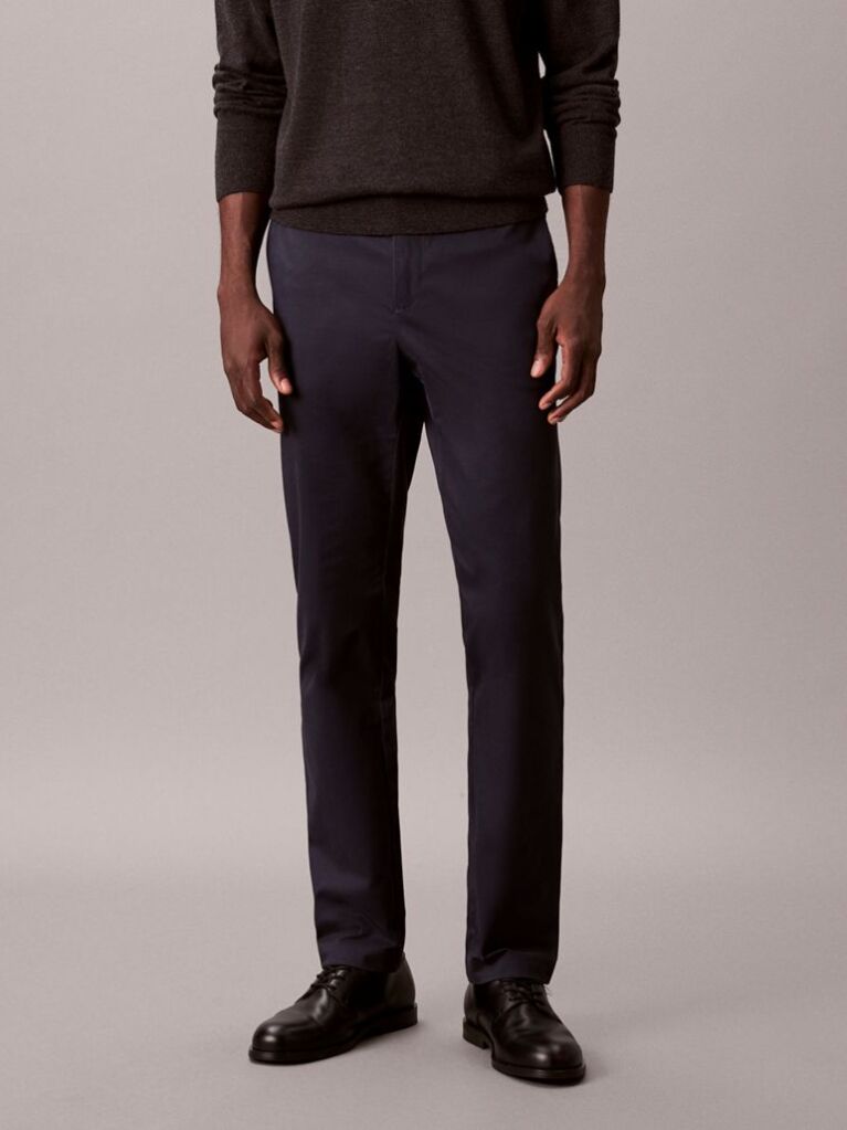 Gri Pantaloni Chino Slim Din Satin  Barbati